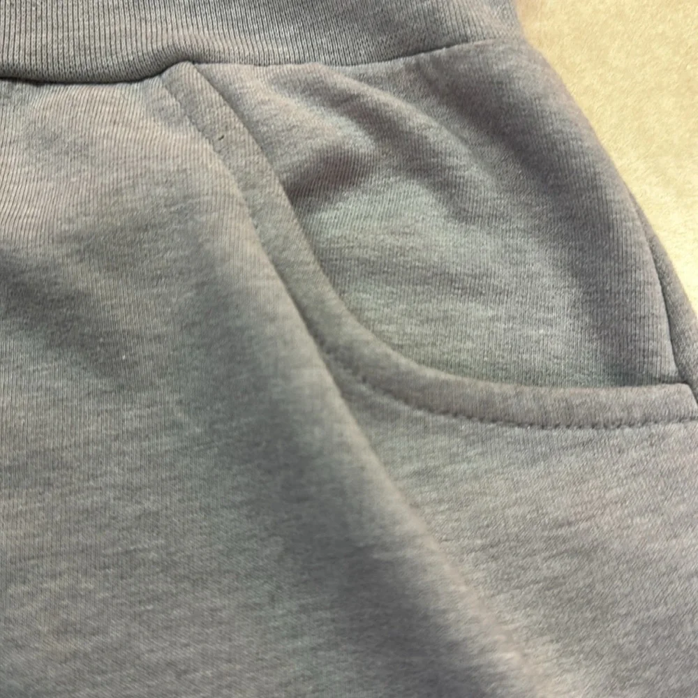 Old Navy Light Grey Girls Sweatshirt Dress Floral Patch Long sleeved  5T